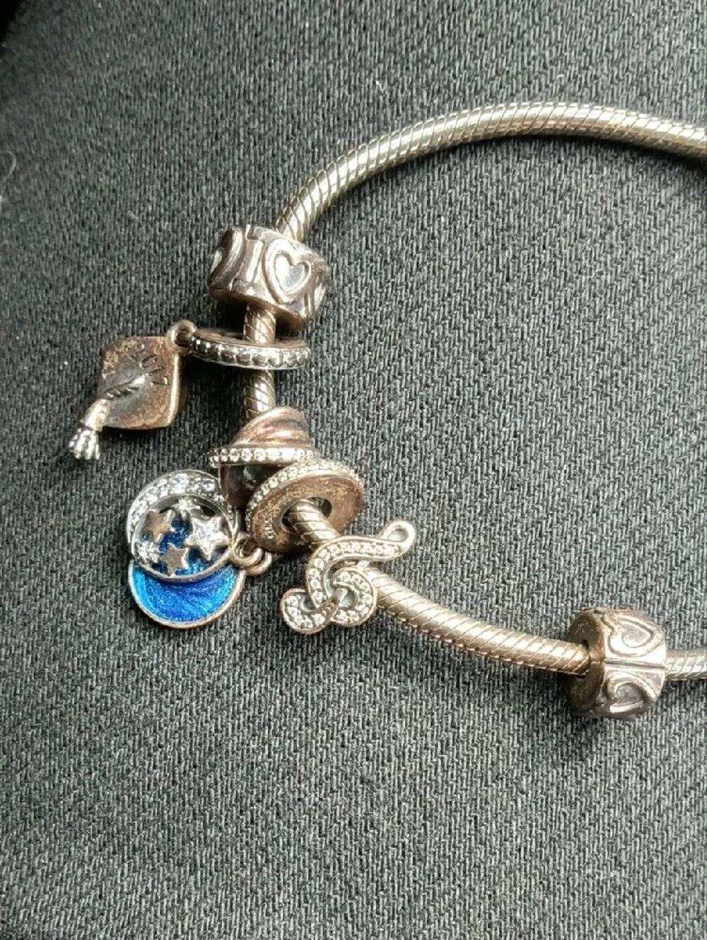Pandora Moments Charm Bracelet Round Snake Link 7 Charms Sterling Silver P